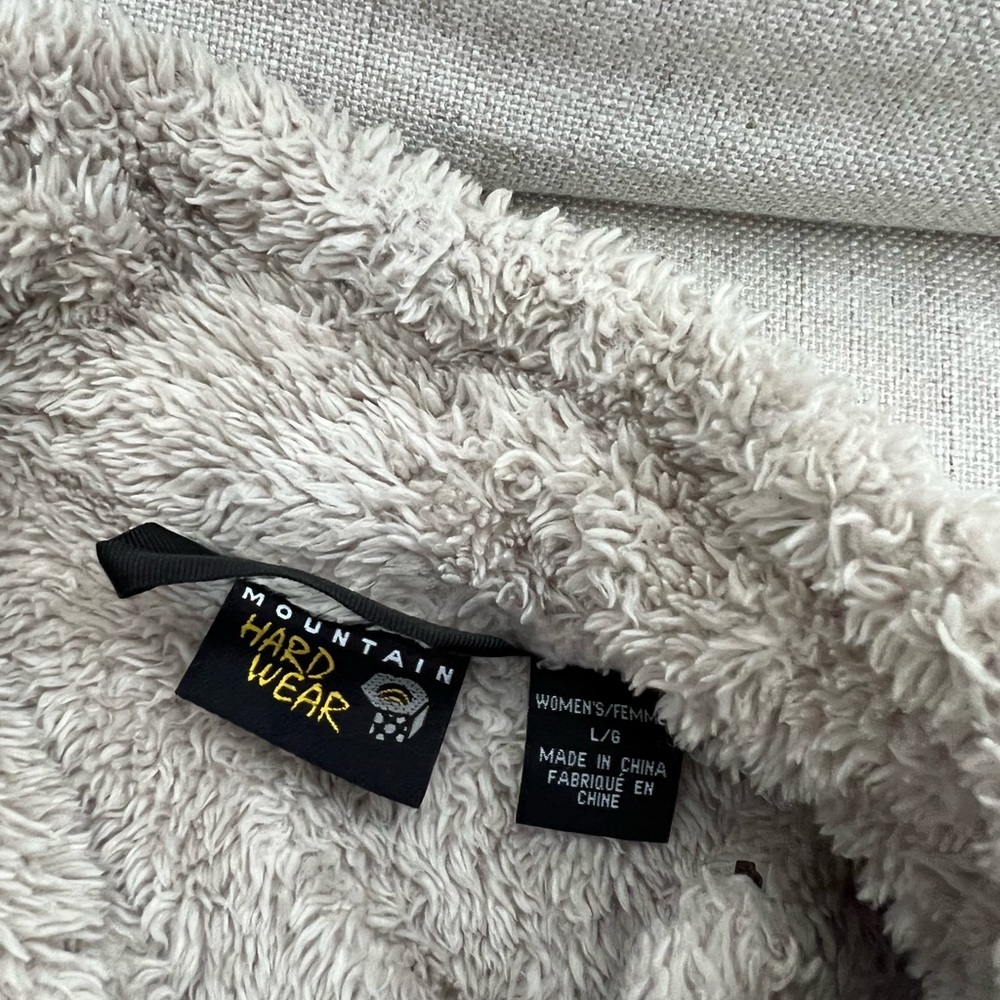 Mountain Hardwear Jacket - image 2